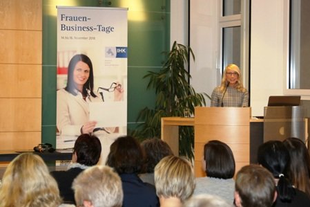 Aktuelles-digitale-marke-IHK-Vortrag-von-Nadine-Benecke